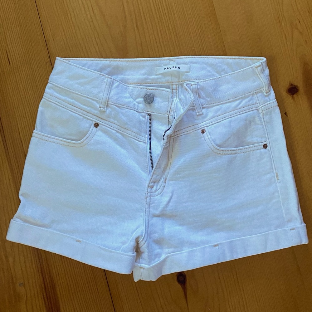 PacSun mom short (women’s)